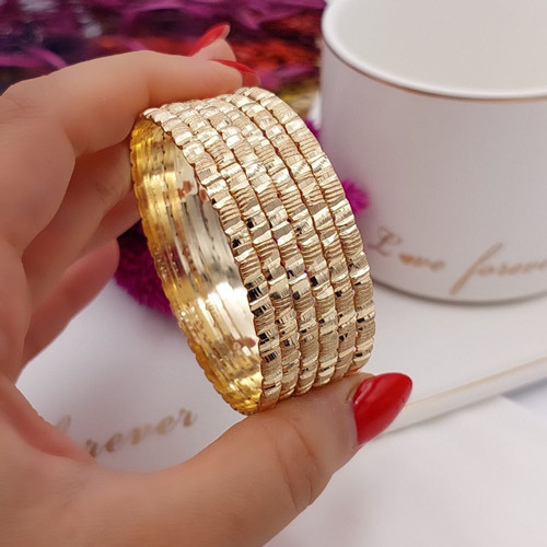 النگو طلا روس