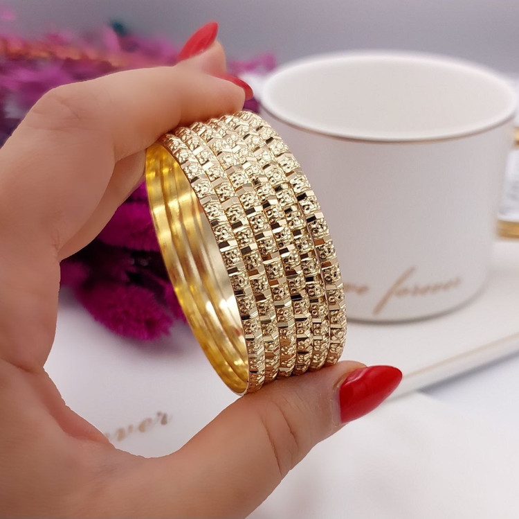 پک النگو زنانه طلا روس 3 میل با طراحی الهامگرفته از طلا