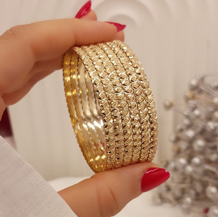 النگو طرح طلای زنانه