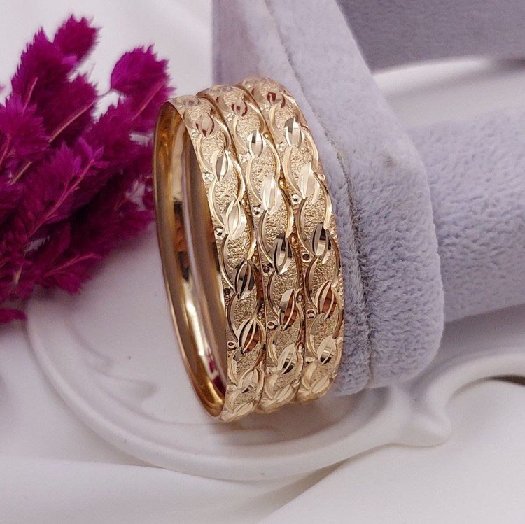 النگو طرح طلای زنانه