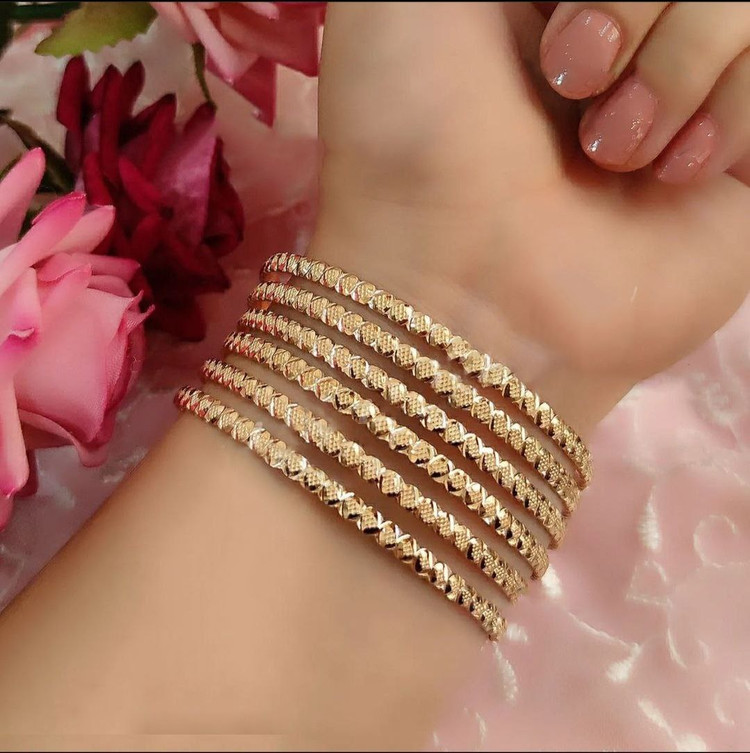 النگو طرح طلای زنانه