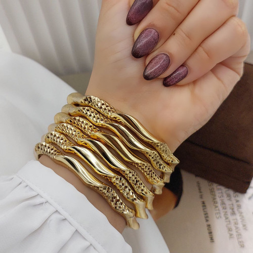 النگو طرح طلای زنانه