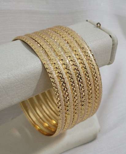 النگو طرح طلای زنانه