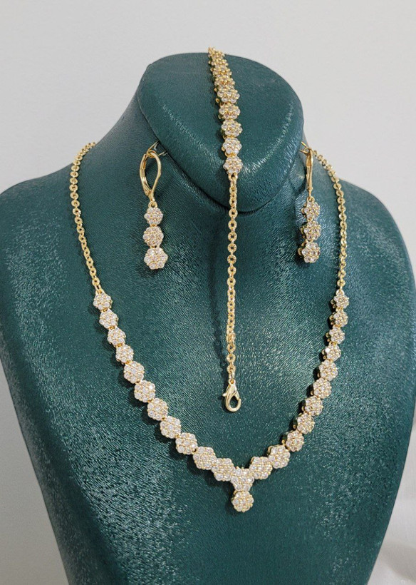 سرویس زنانه