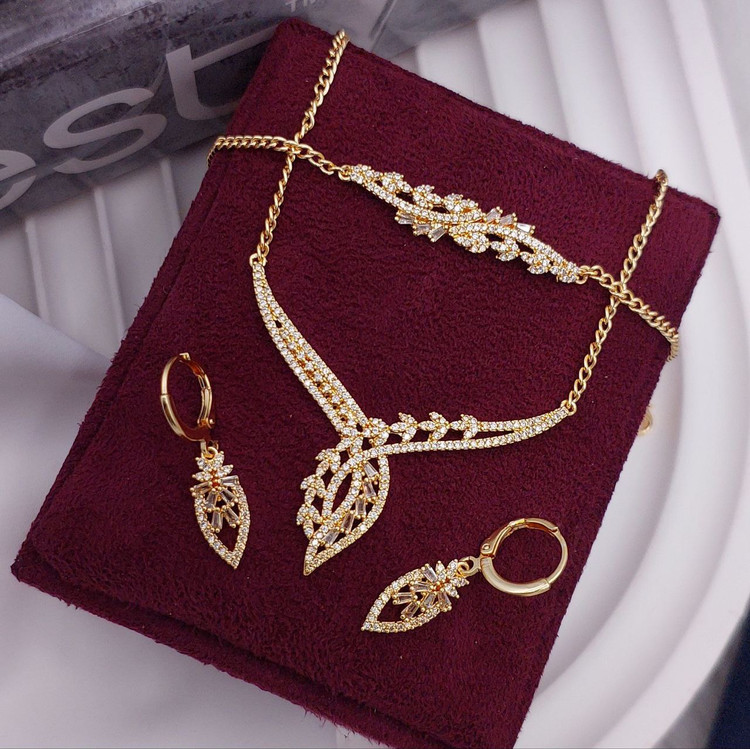 سرویس زنانه