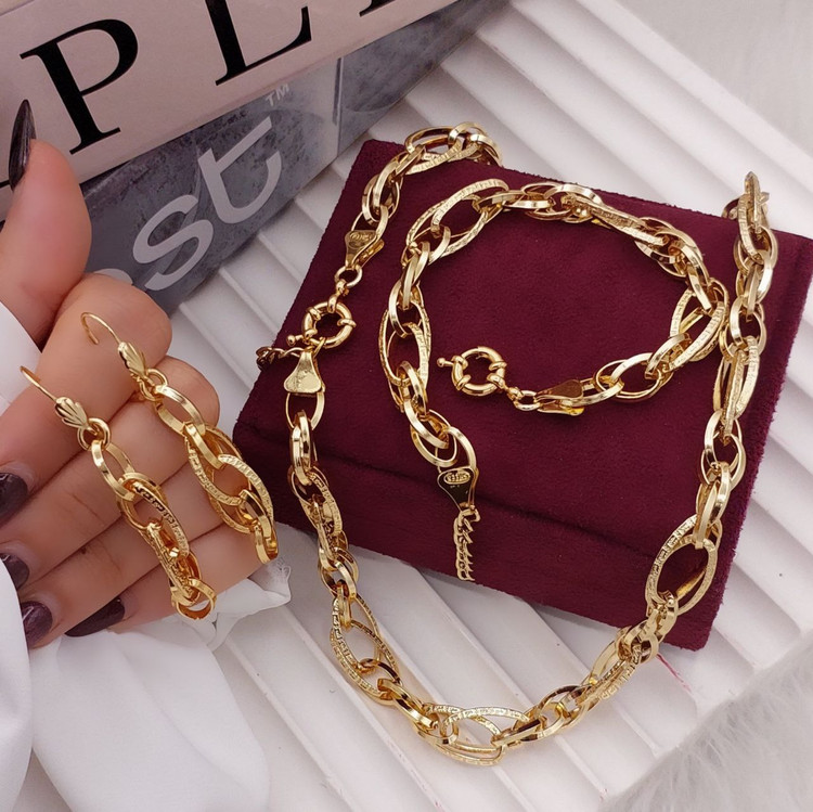 سرویس زنجیری زنانه