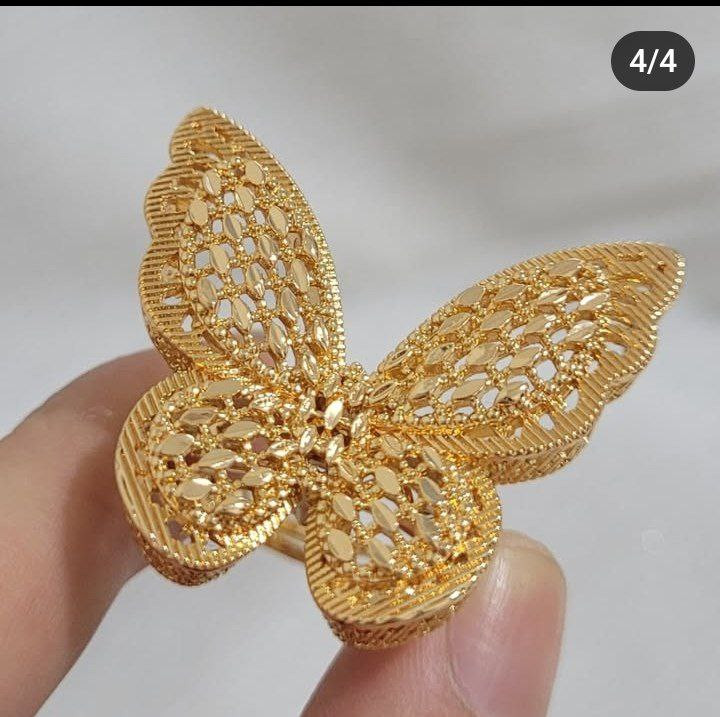 انگشتر زنانه، مدل پروانه