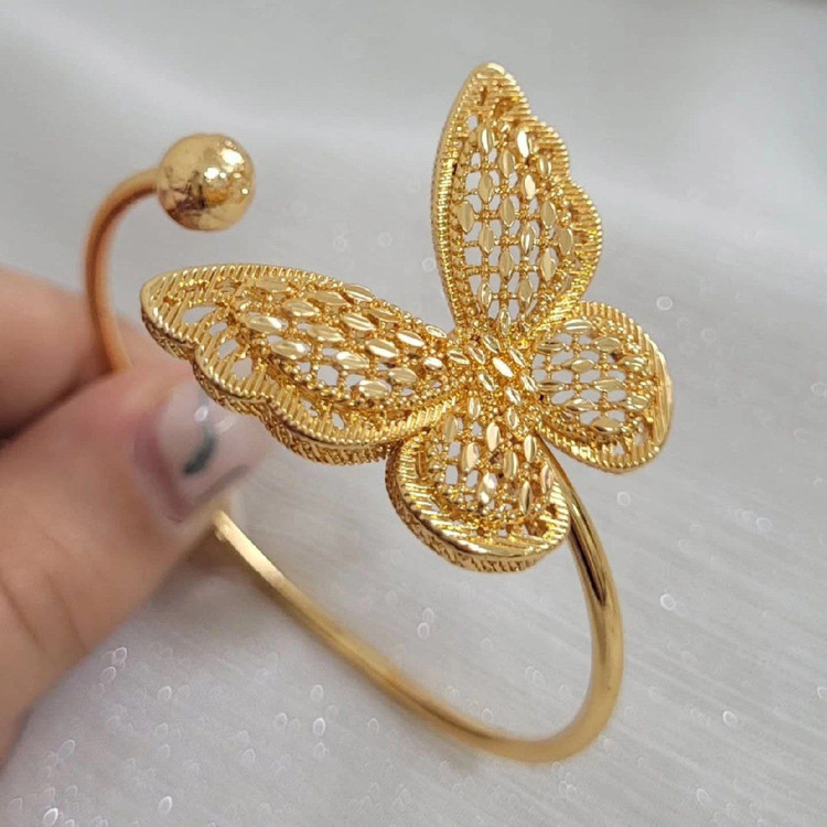 دستبند پروانه