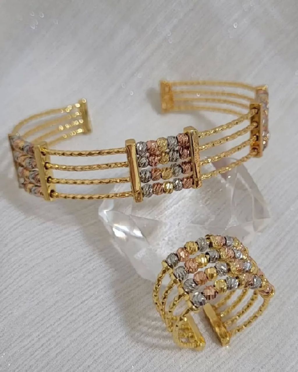 دستبند، انگشتر البرنادو