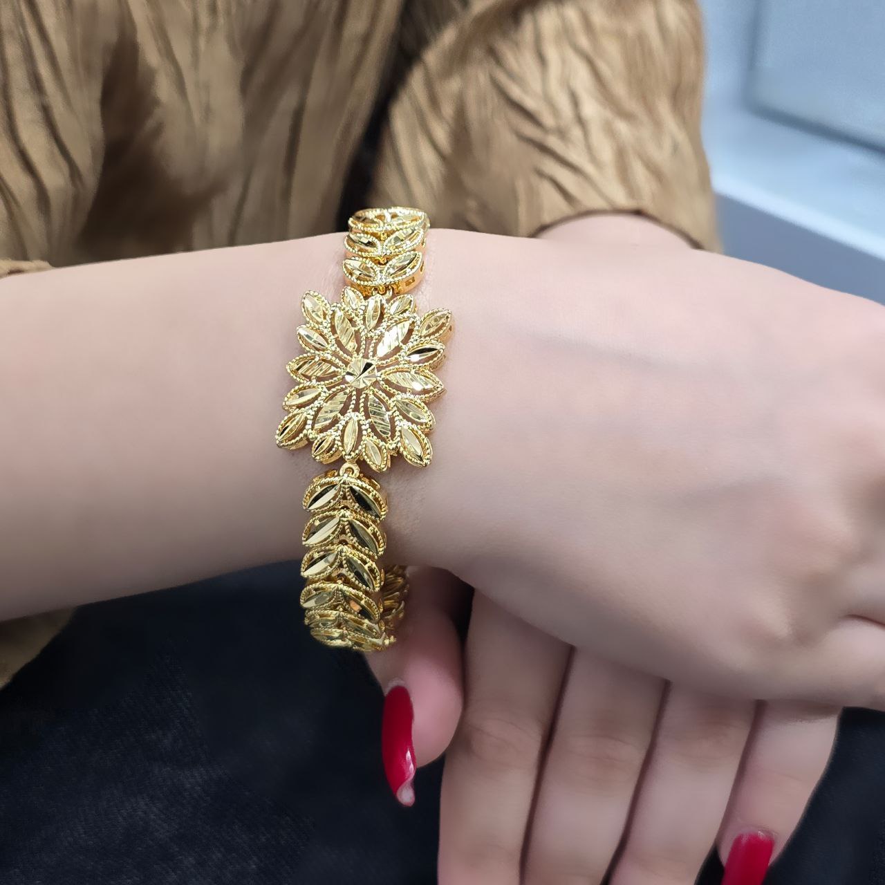 دستبند زنانه