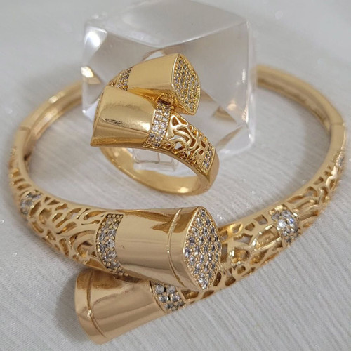 ست دستبند، انگشتر زنانه