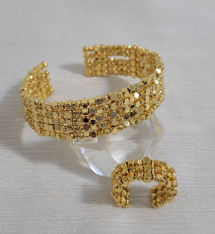 ست دستبند، انگشتر طرح طلای زنانه، مدل البرنادو