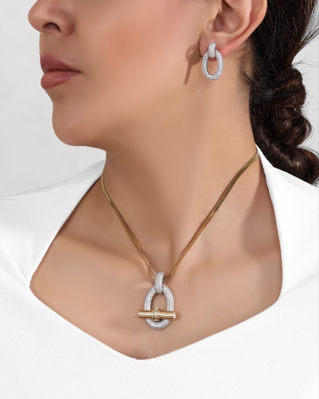 نیمست هرمس زنانه