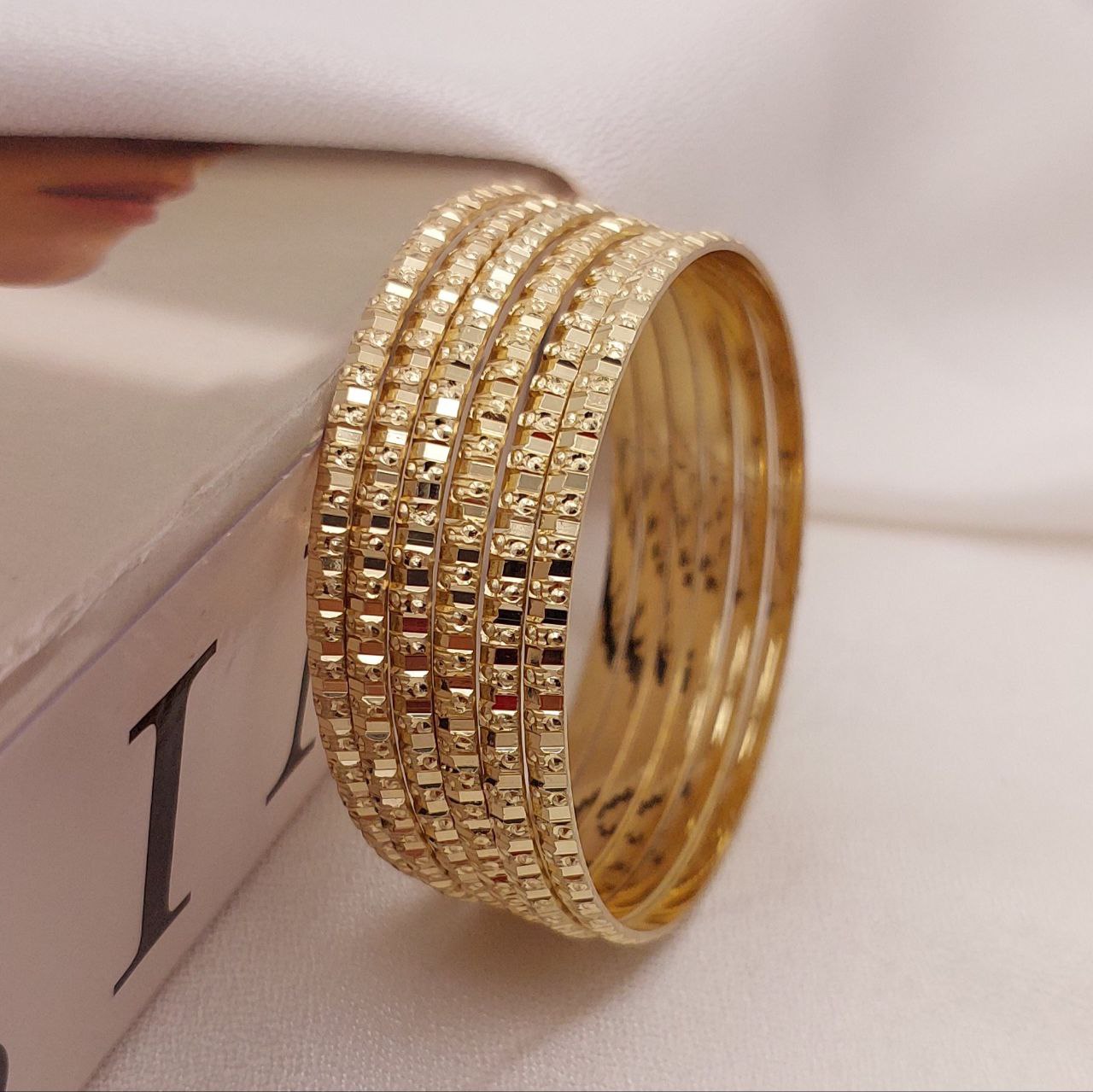 النگو طلا روس زنانه