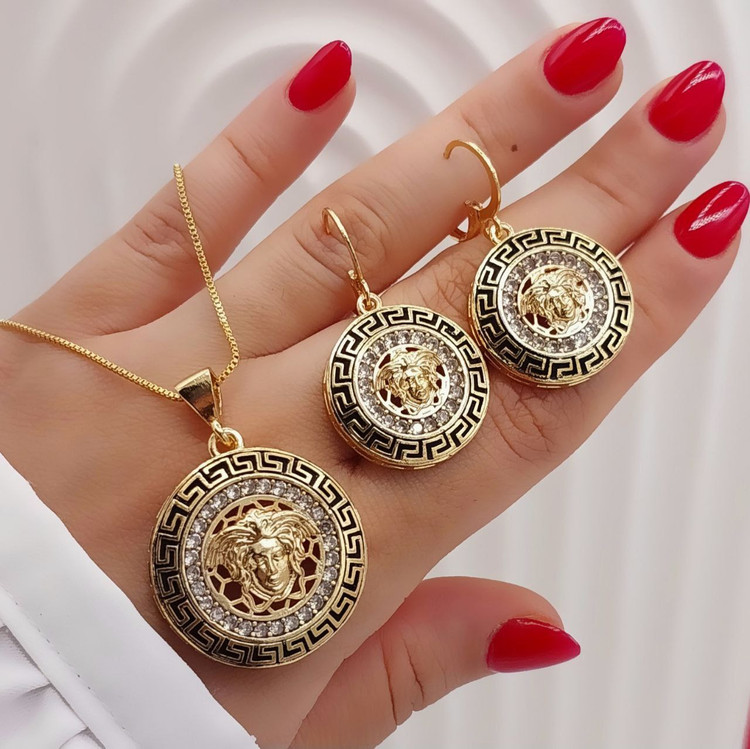 نیمست ورساچه زنانه