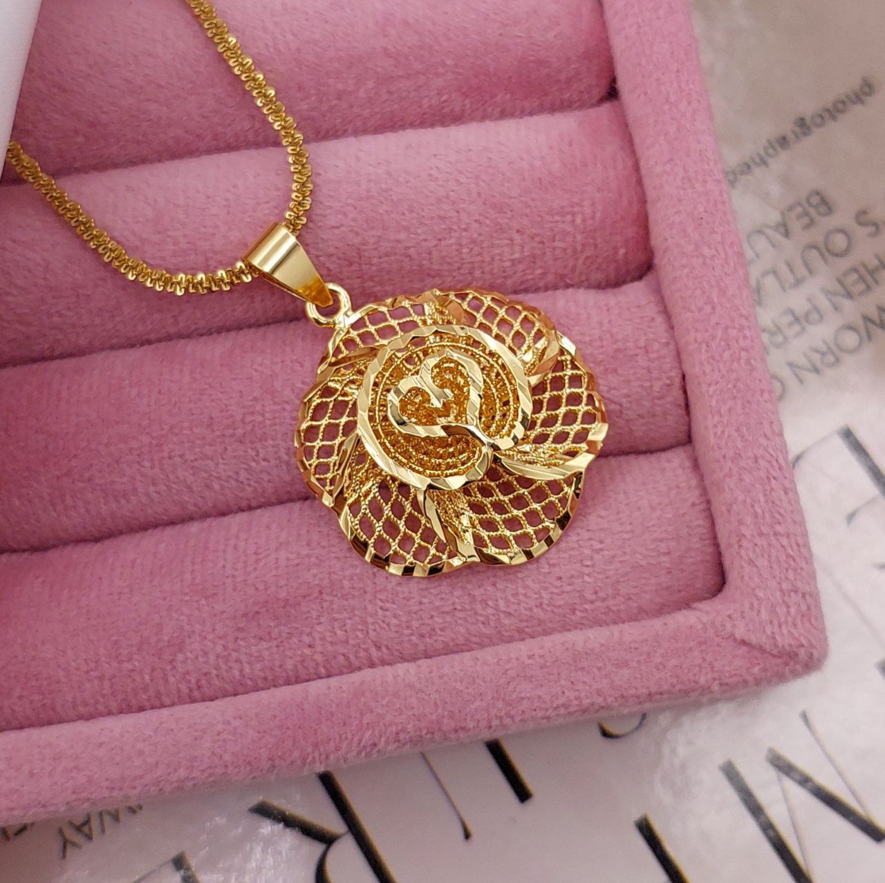 گردنبند زنانه