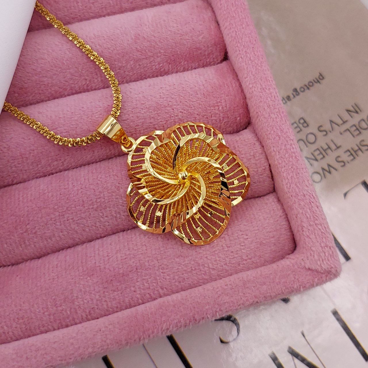 گردنبند زنانه