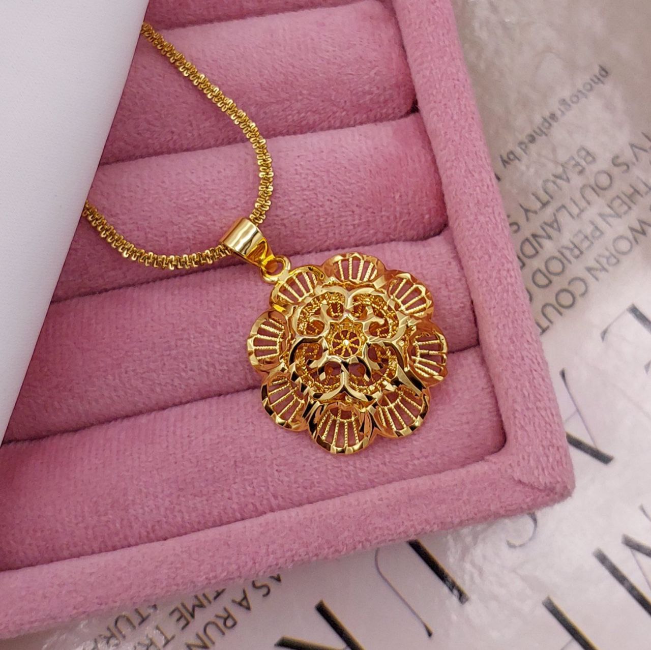 گردنبند زنانه