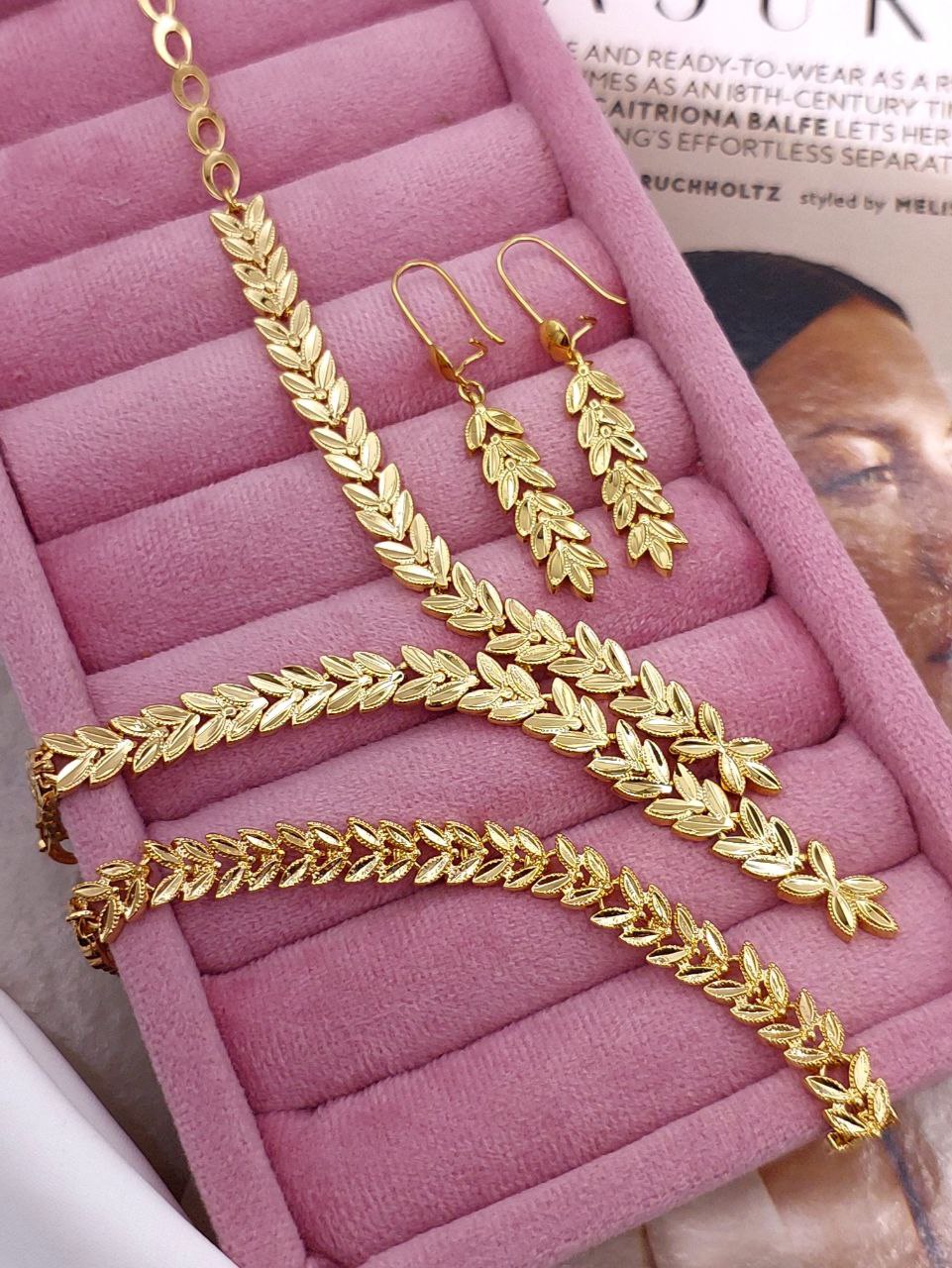 سرویس طرح طلای زنانه