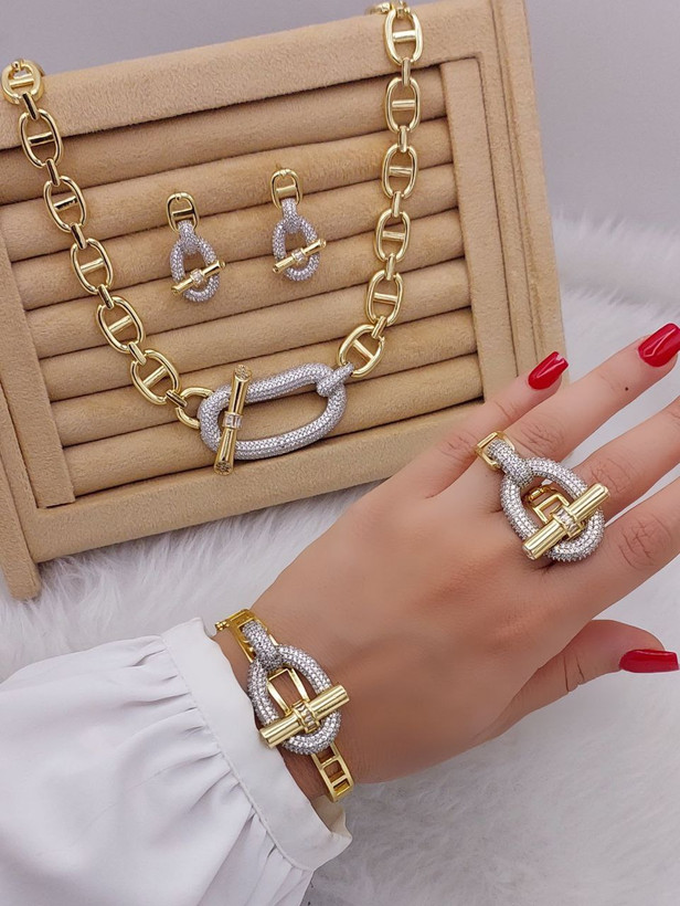 سرویس هرمس زنانه