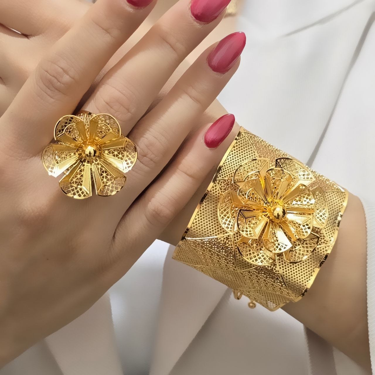 ست دستبند، انگشتر زنانه