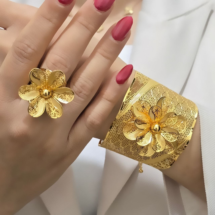 ست دستبند، انگشتر زنانه