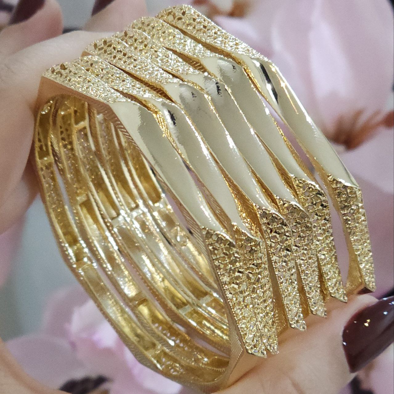 النگو طرح طلای زنانه