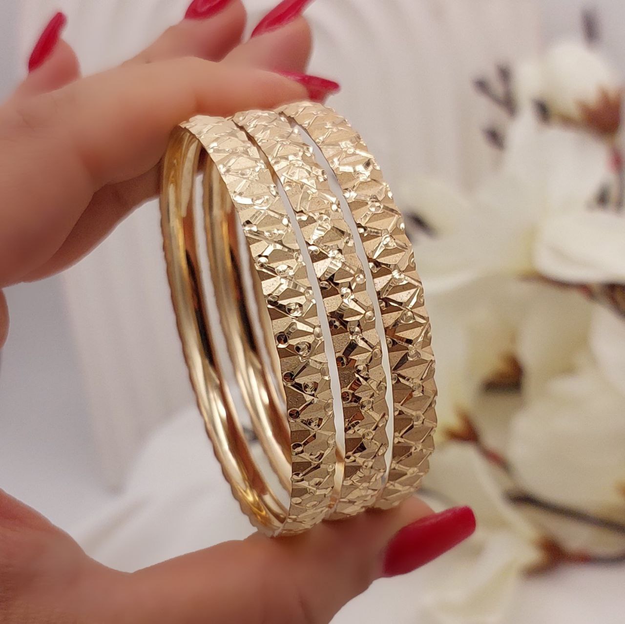 النگو طلا روس زنانه