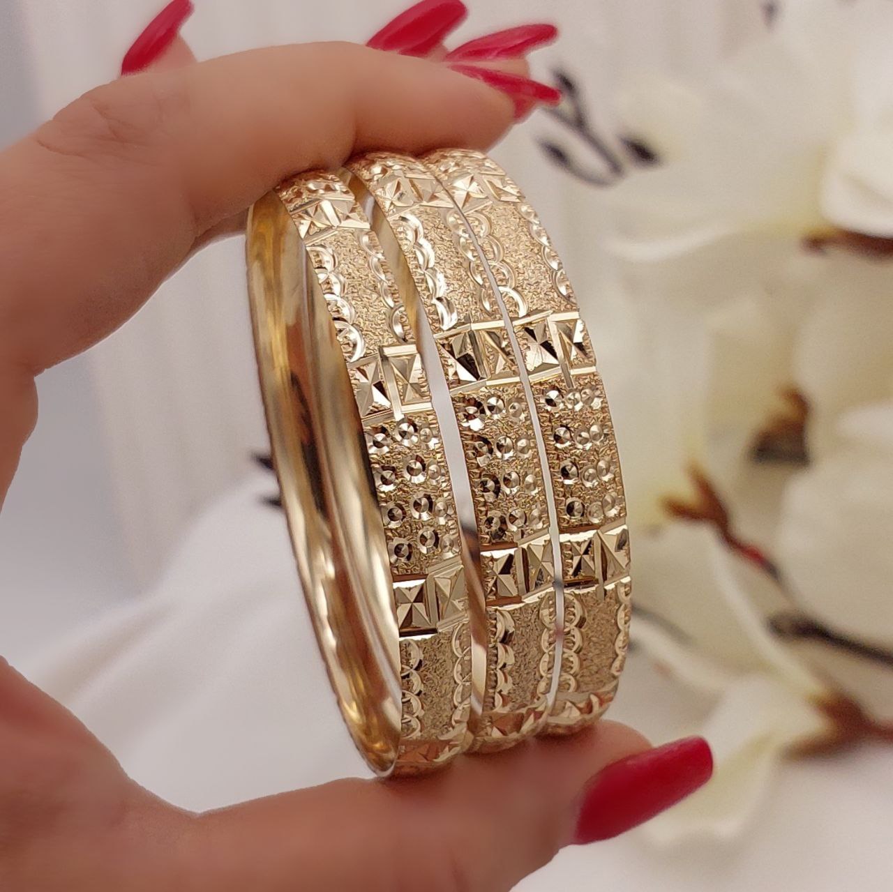 النگو طلا روس زنانه