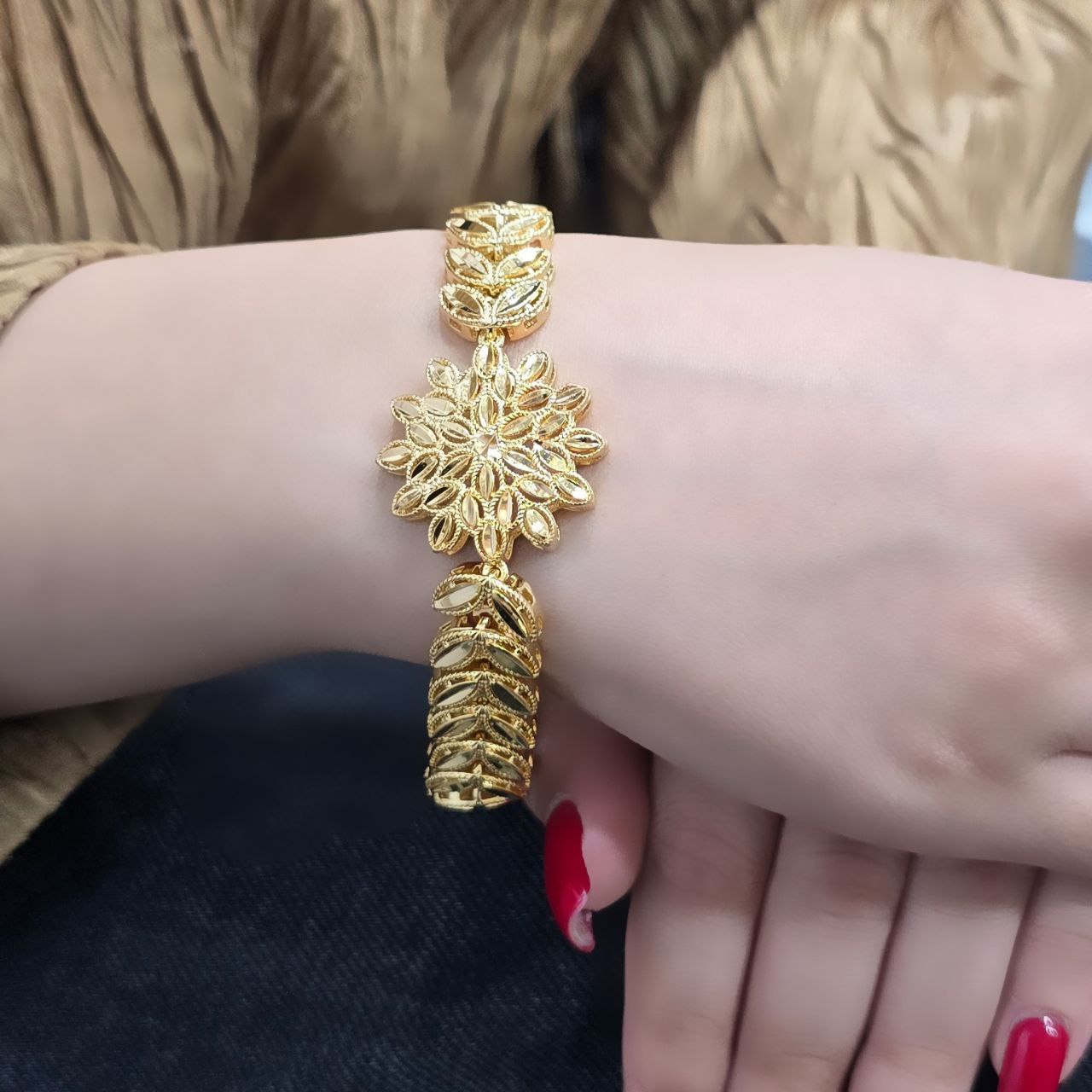 دستبند زنانه