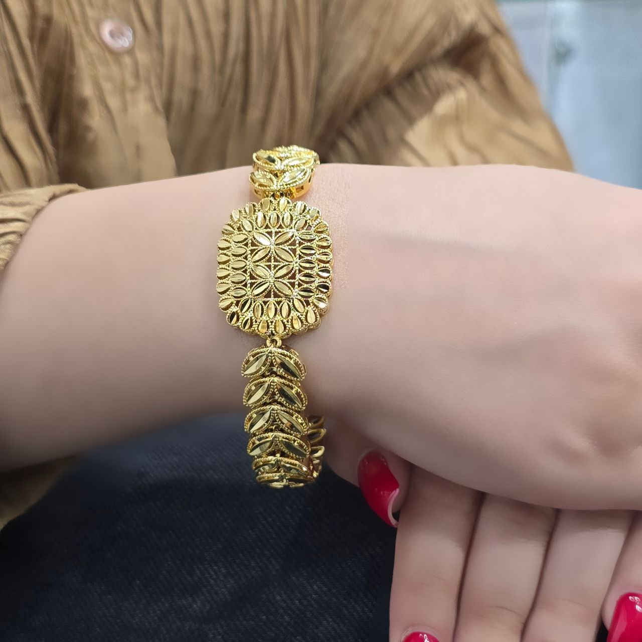 دستبند زنانه