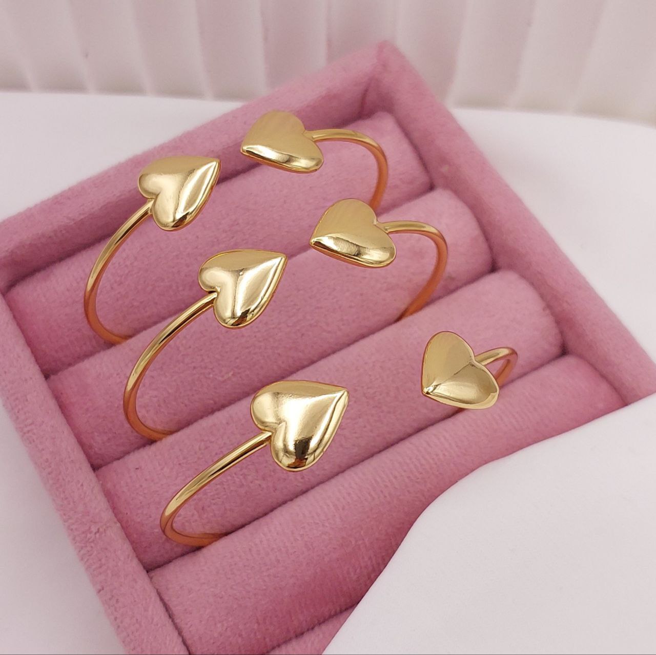 دستبند زنانه قلبی