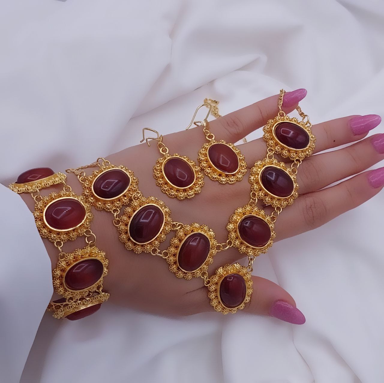 سرویس زنانه سنگی