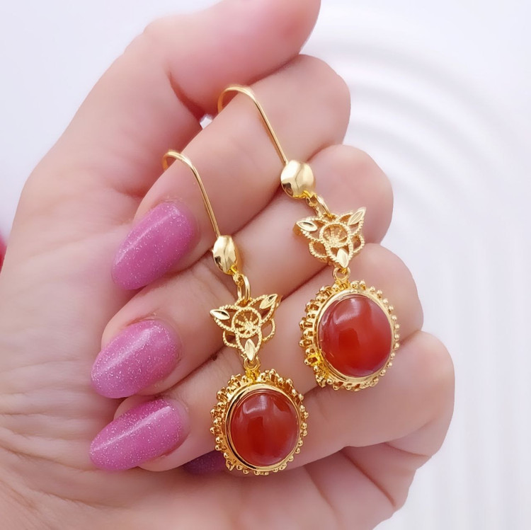 نیمست زنانه عقیق طبیعی طرح طلا