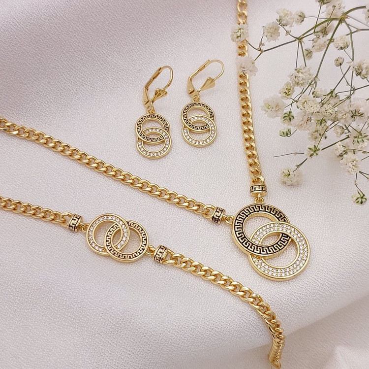 سرویس زنانه ورساچه کارتیه