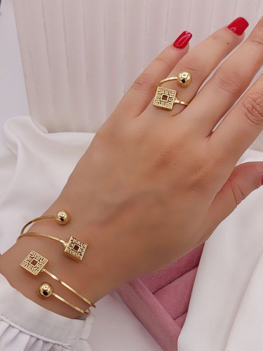 ست دستبند و انگشتر طرح یونانی