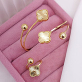 ست دستبند و انگشتر ونکلیف جدید (طرح طلا)