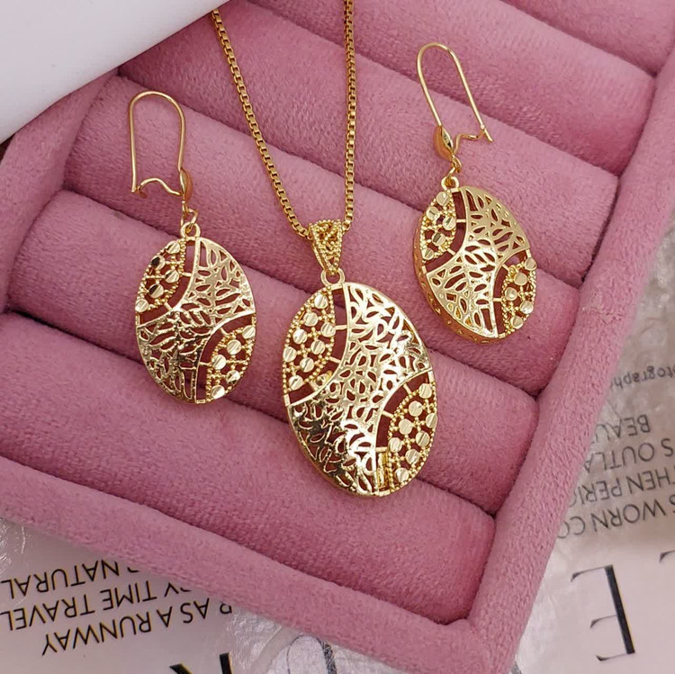 نیمست زنانه طرح طلا بیضی مشبک مدرن