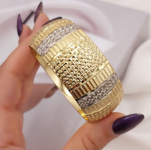 النگو پهن طرح طلا با ترکیب طلایی و نقرهای ویترینی