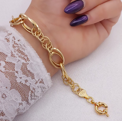 دستبند زنانه حلقهای بیضی کشیده