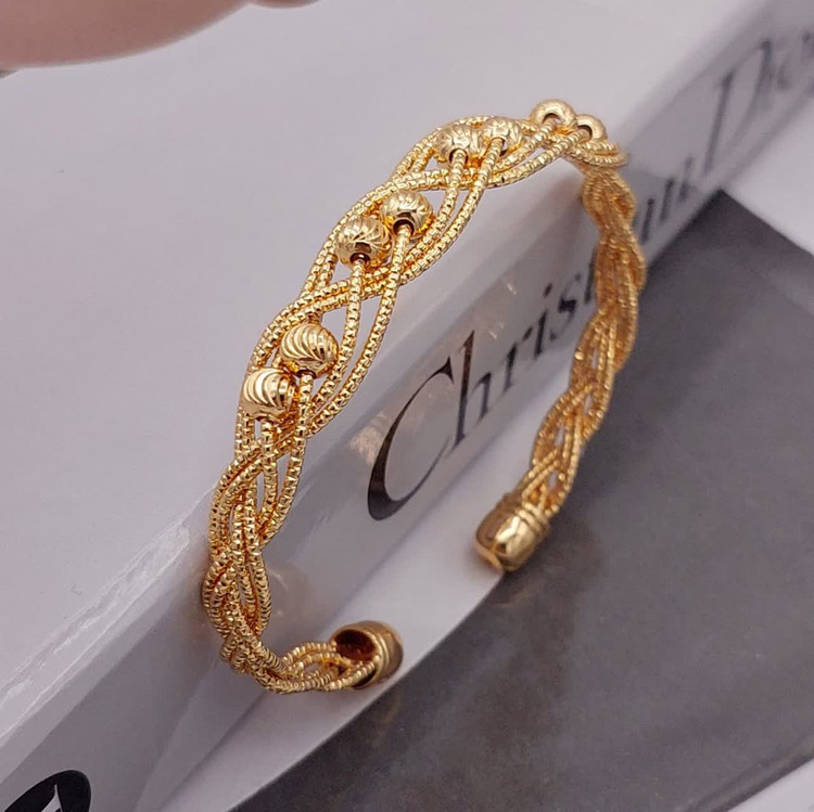 دستبند زنانه آلبرنادو طرح طلا