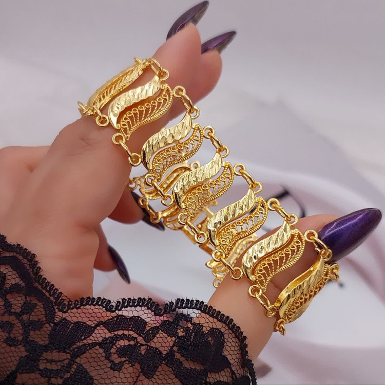 دستبند زنانه طرح طلا جدید مدل موجی