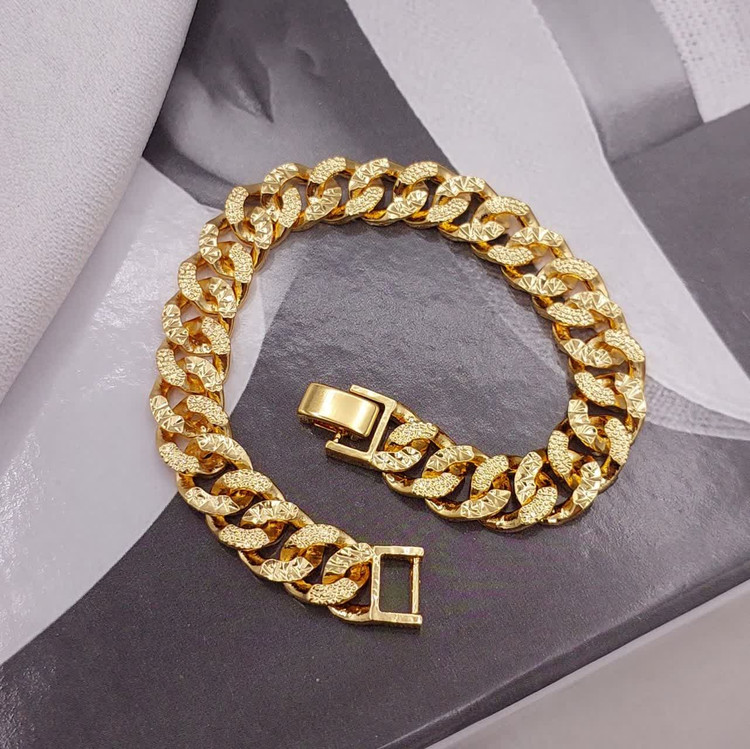 دستبند زنانه طرح طلا کارتیر جدید پهن