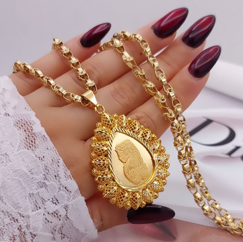 گردنبند زنانه بلند طرح طلا May Dear با پلاک اشکی برجسته و زنجیر یزدی