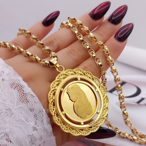 گردنبند زنانه بلند طرح طلا May Dear با پلاک بیضی کلاسیک و زنجیر یزدی