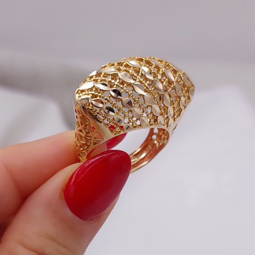 انگشتر زنانه طلاروس با طراحی مشبک پهن