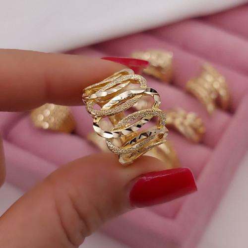 انگشتر زنانه طلاروس چندلایه براق