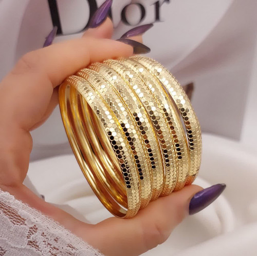 النگو زنانه طلاروس ۷ میل بافت پولکی براق ویترینی