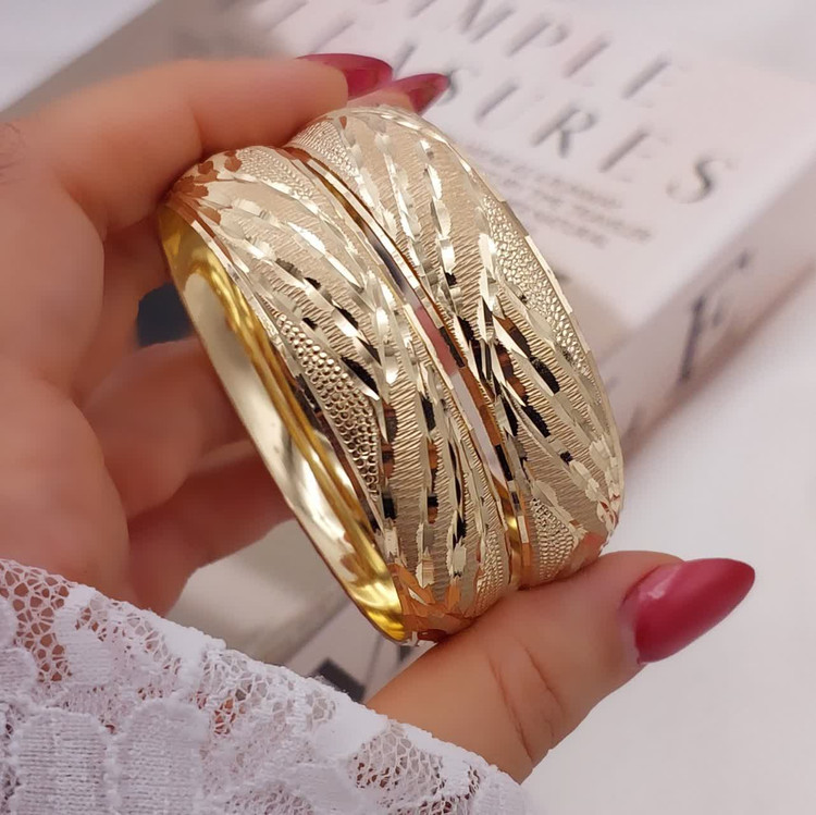 نیمتکپوش ۱/۵ سانت با بافت الماسی