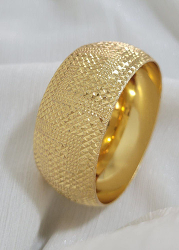 تکپوش ورساچ طلاروس | بافت برجسته پهن